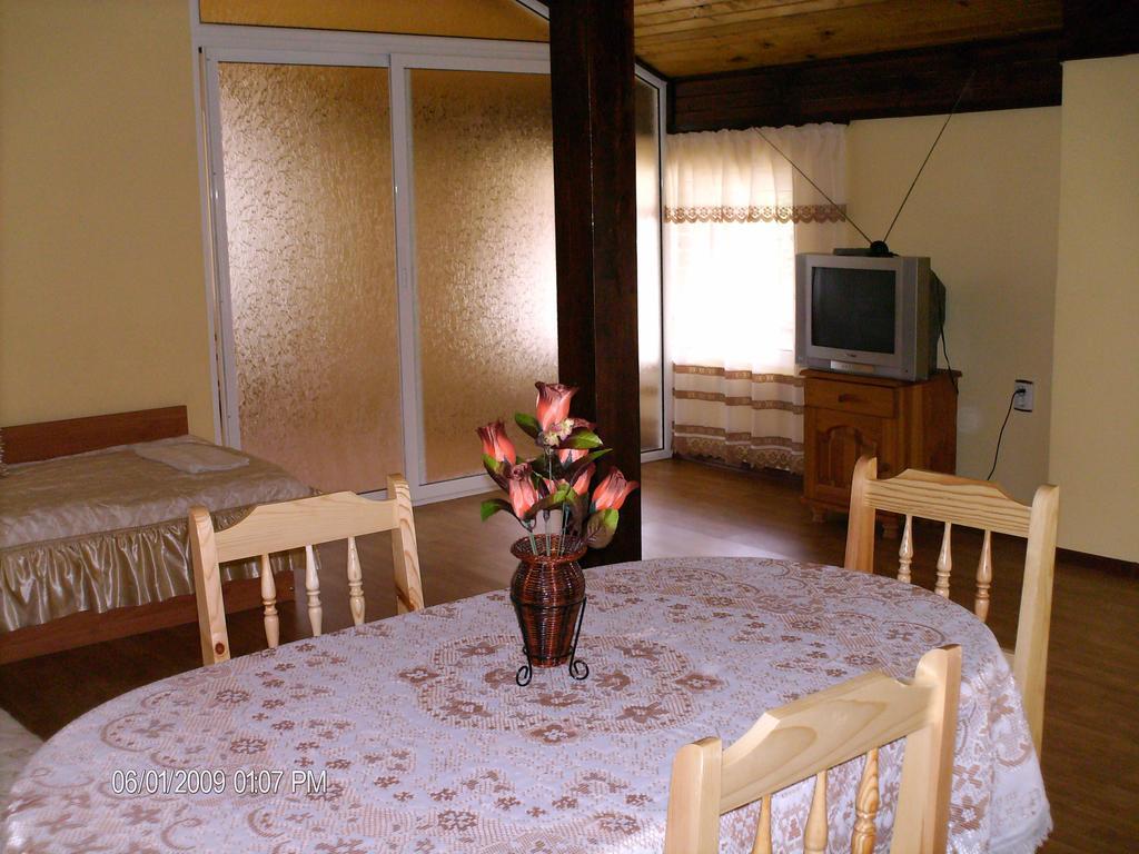 Guest House St Mariya Magdalena Devin Exterior photo